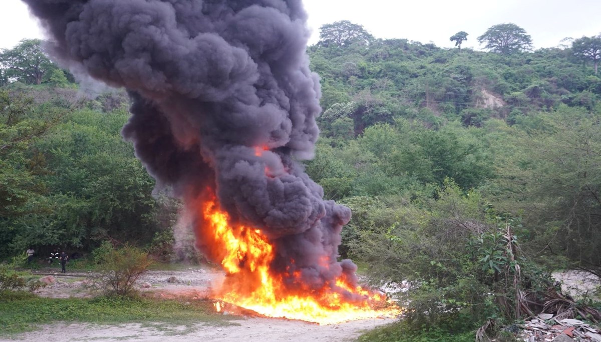 El Salvador'da 67,5 milyon dolarlık uyuşturucu ateşe verildi