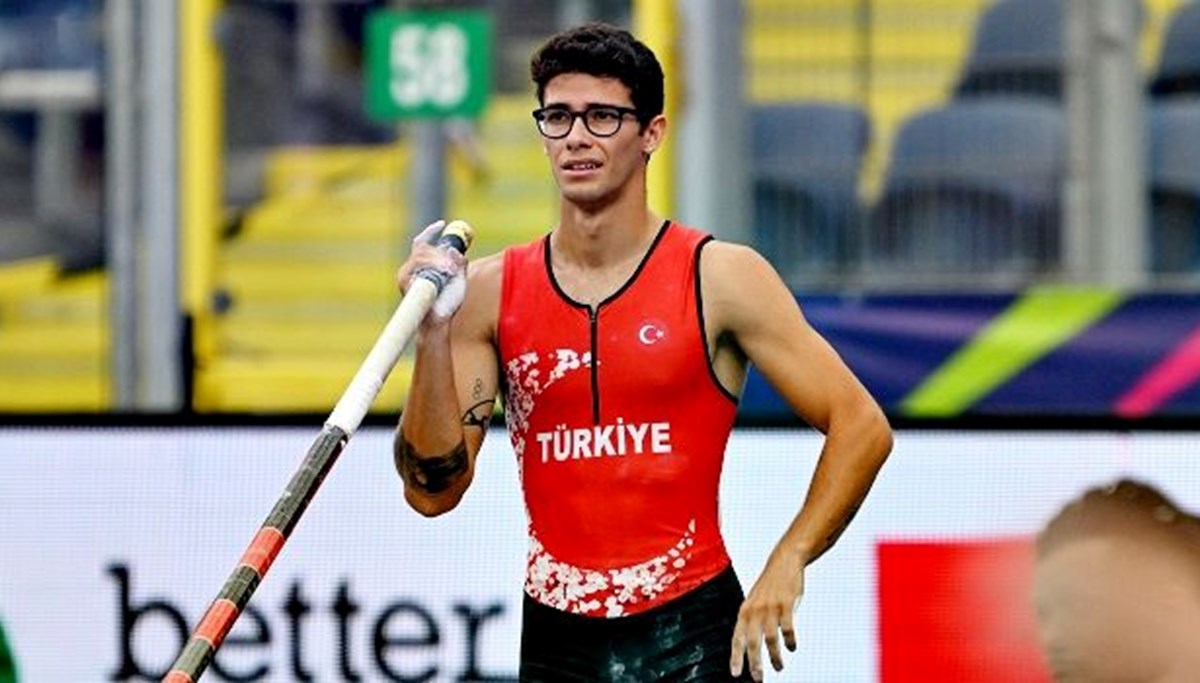 Ersu Şaşma tarihe geçti: Sırıkla atlamada madalya kazanan ilk Türk sporcu oldu