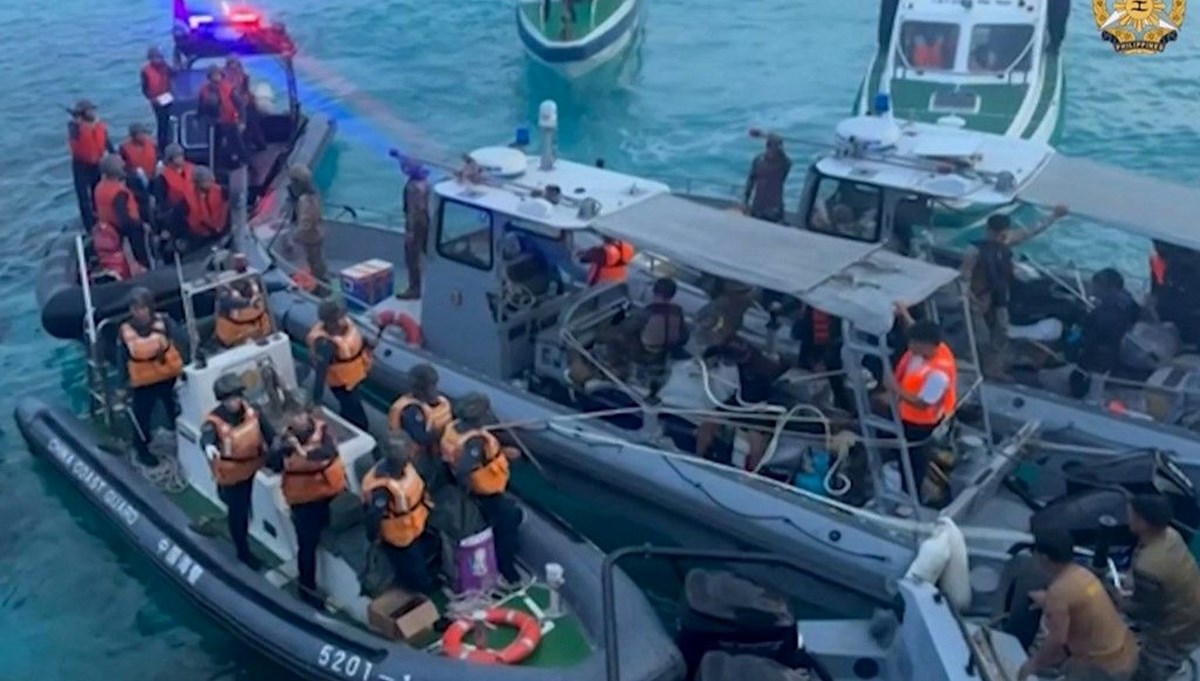Güney Çin Denizi'nde gerilim: Çin Sahil Güvenliği, Filipinler ordusuna saldırdı