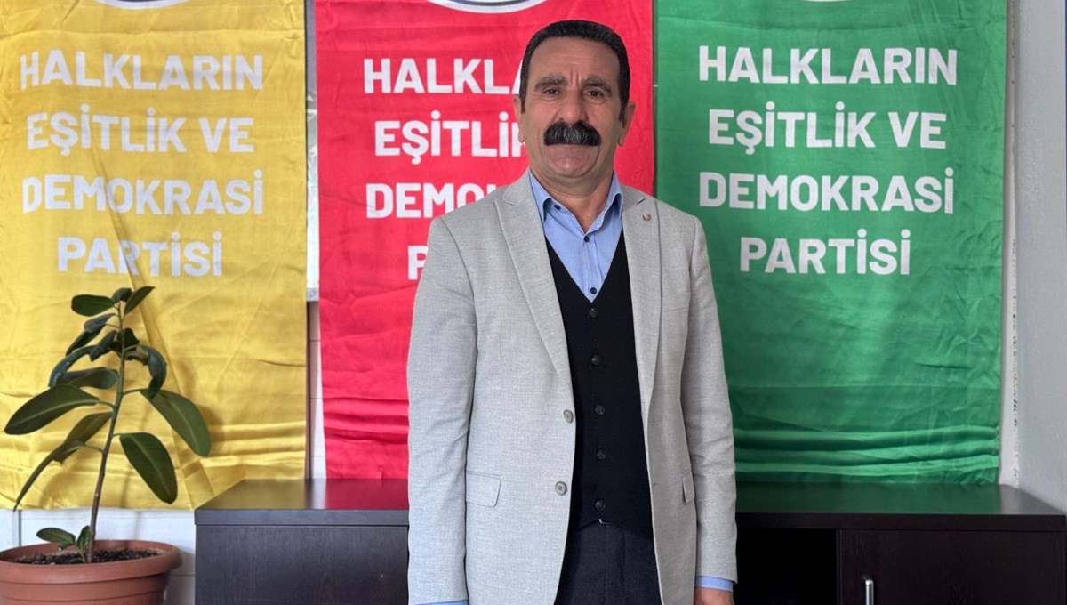 Hakkari Belediyesi Eş Başkanı Mehmet Sıddık Akış gözaltına alındı