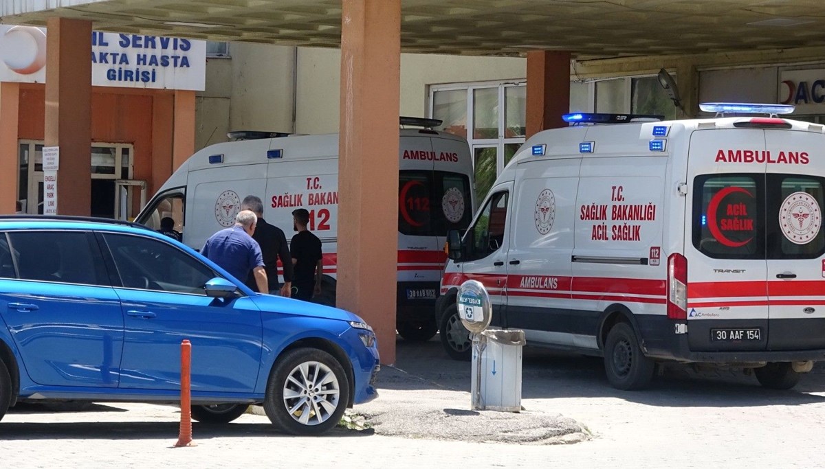 Hakkari'de bir binada 2 kişinin cansız bedeni bulundu