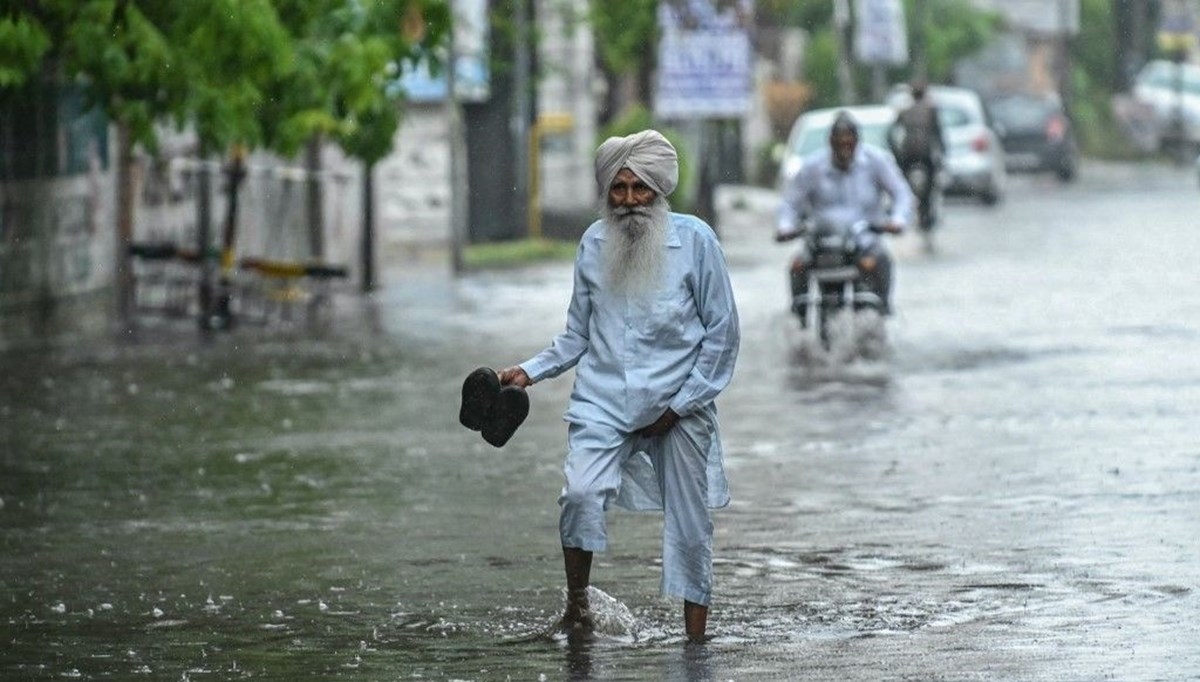 Hindistan’da sel: 11 kişi hayatını kaybetti