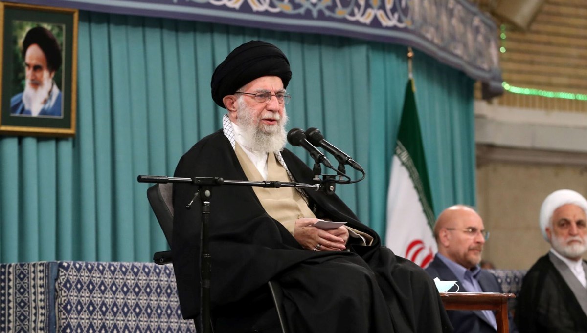 İran lideri Hamaney: Donanımlı bir cumhurbaşkanına ihtiyacımız var