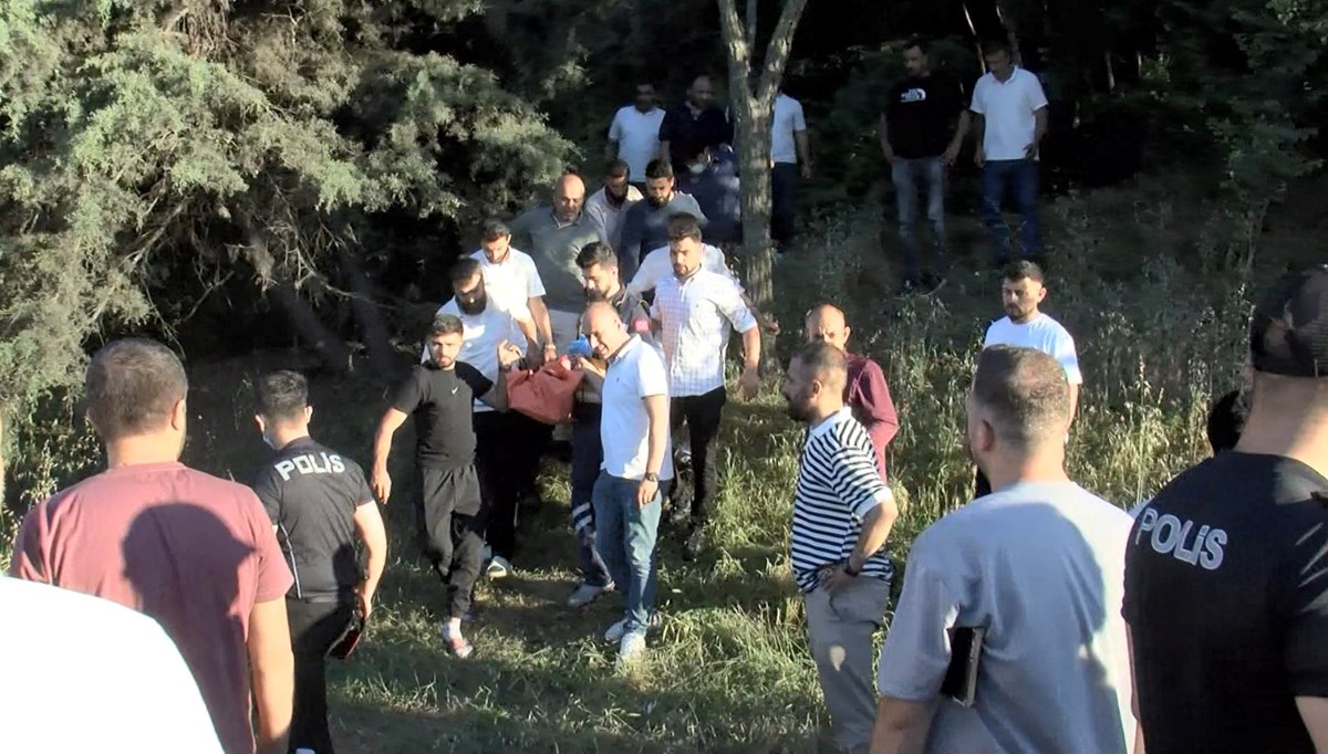 İstanbul'da TEM Otoyolu kenarında ceset bulundu