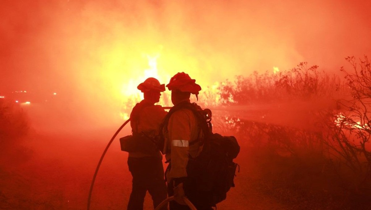 Los Angeles'ta orman yangını: Bölgedekiler tahliye edildi