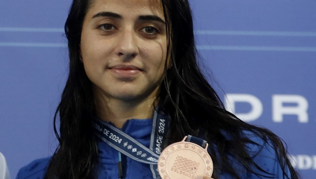 Milli yüzücü Deniz Ertan, Avrupa Şampiyonası’nda finale yükseldi