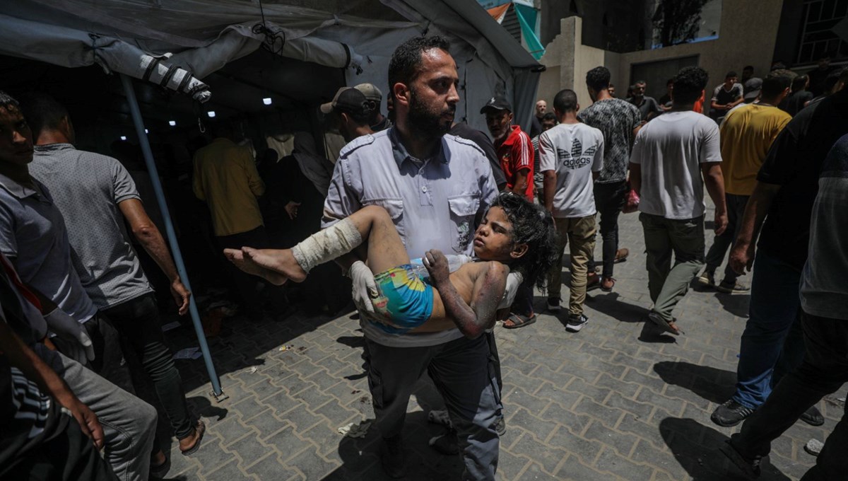 Nuseyrat Mülteci Kampı'na yoğun bombardıman: 94 ölü, 200 yaralı