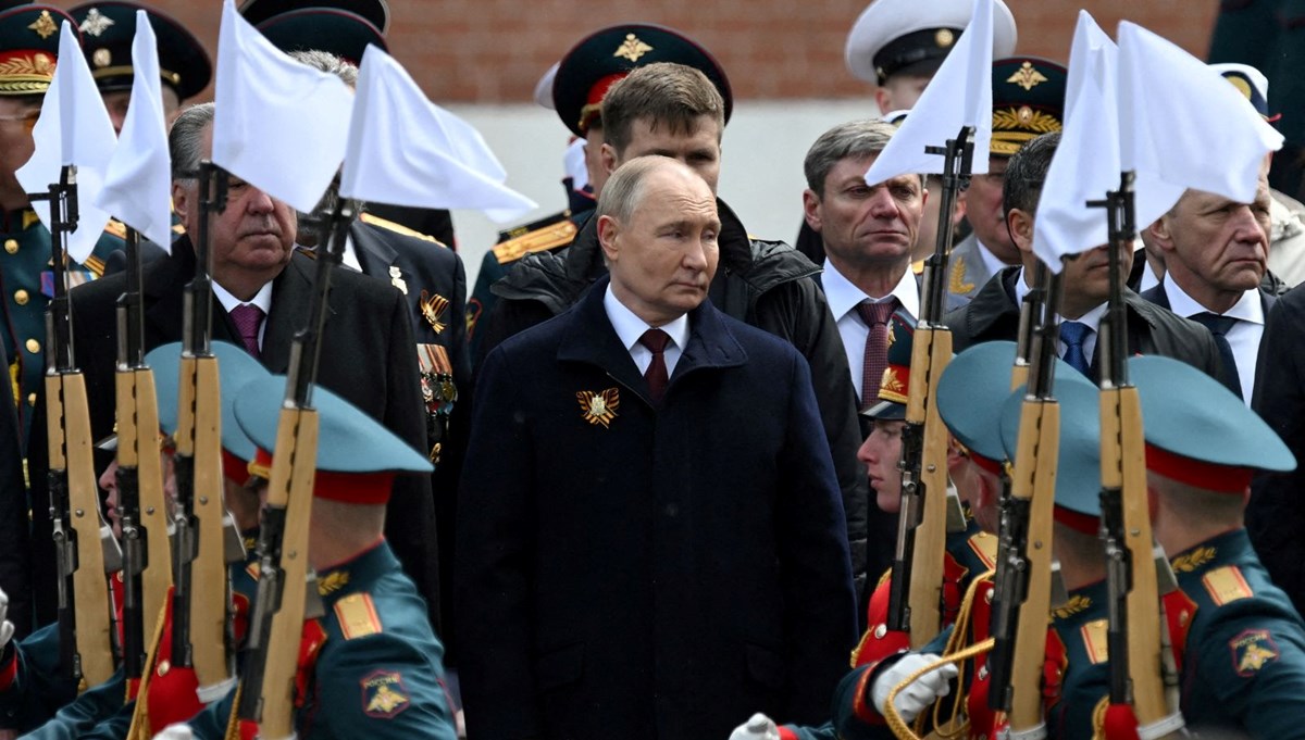 Putin'in suikast korkusu: Çelik yelek giymeye başladı