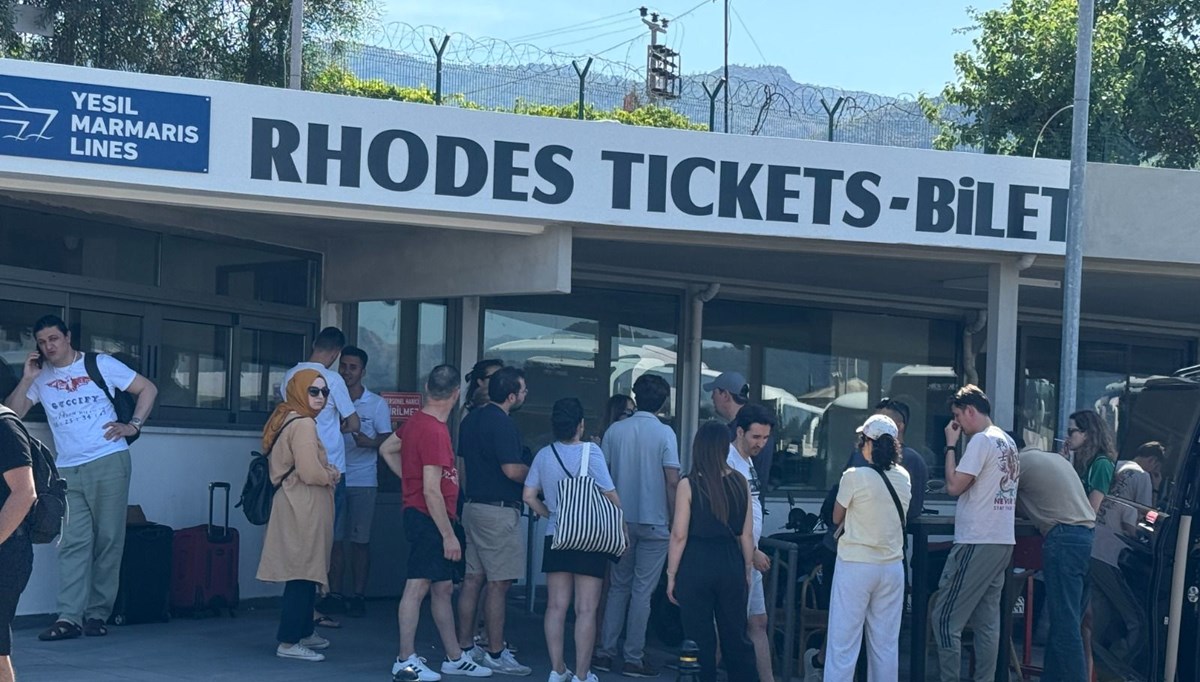 Tatilcilerin Rodos'taki kapıda vize sıkıntısı çözüldü