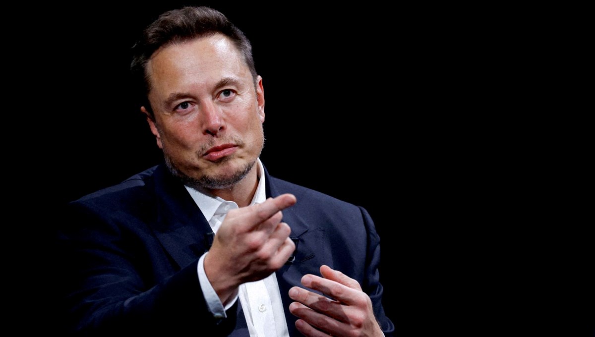 Tesla hissedarları Elon Musk'ın maaş paketini onayladı