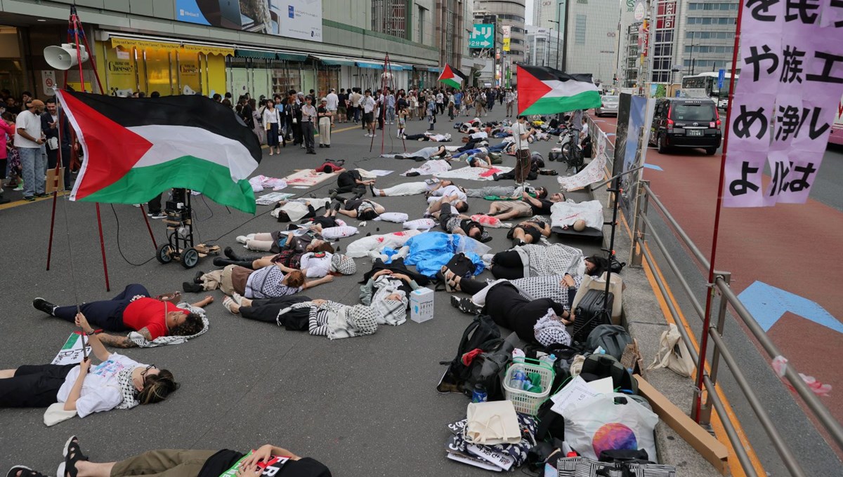 Tokyo'da tarihi protesto: Gazze'deki insani dram canlandırıldı
