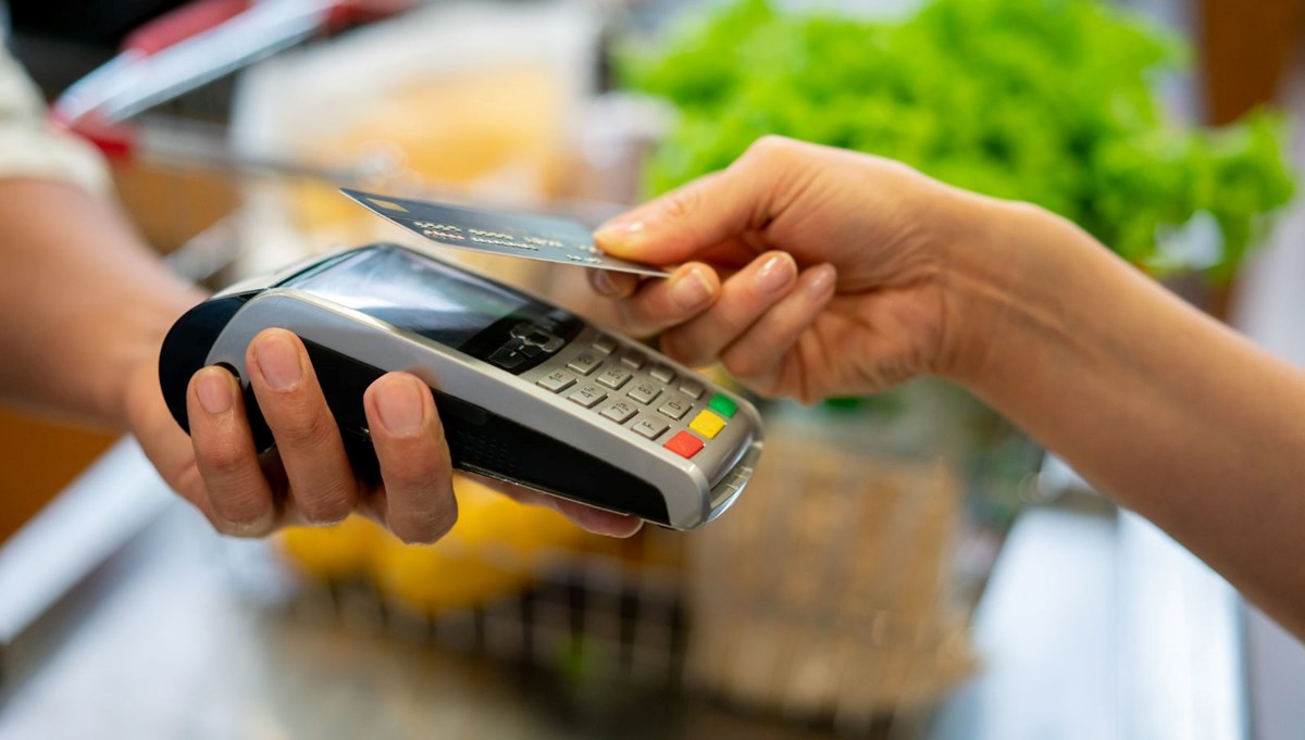 Tüketici örgütlerinden sadece kredi kartıyla satış yapan işletmelere tepki