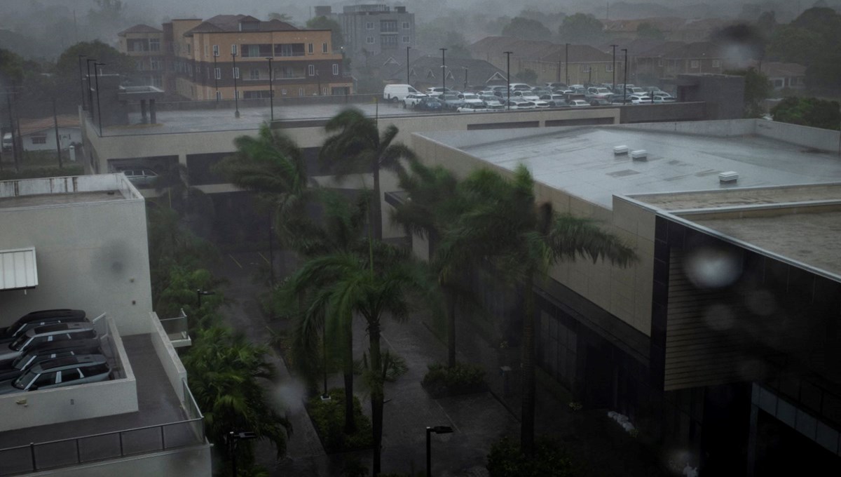 Beryl Kasırgası Jamaika'da: 10 kişi hayatını kaybetti