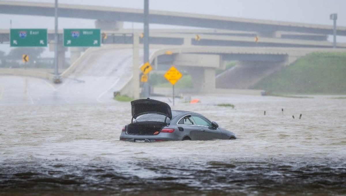 Beryl Kasırgası Teksas'ta! 6 kişi öldü, 3 milyon hane elektriksiz kaldı
