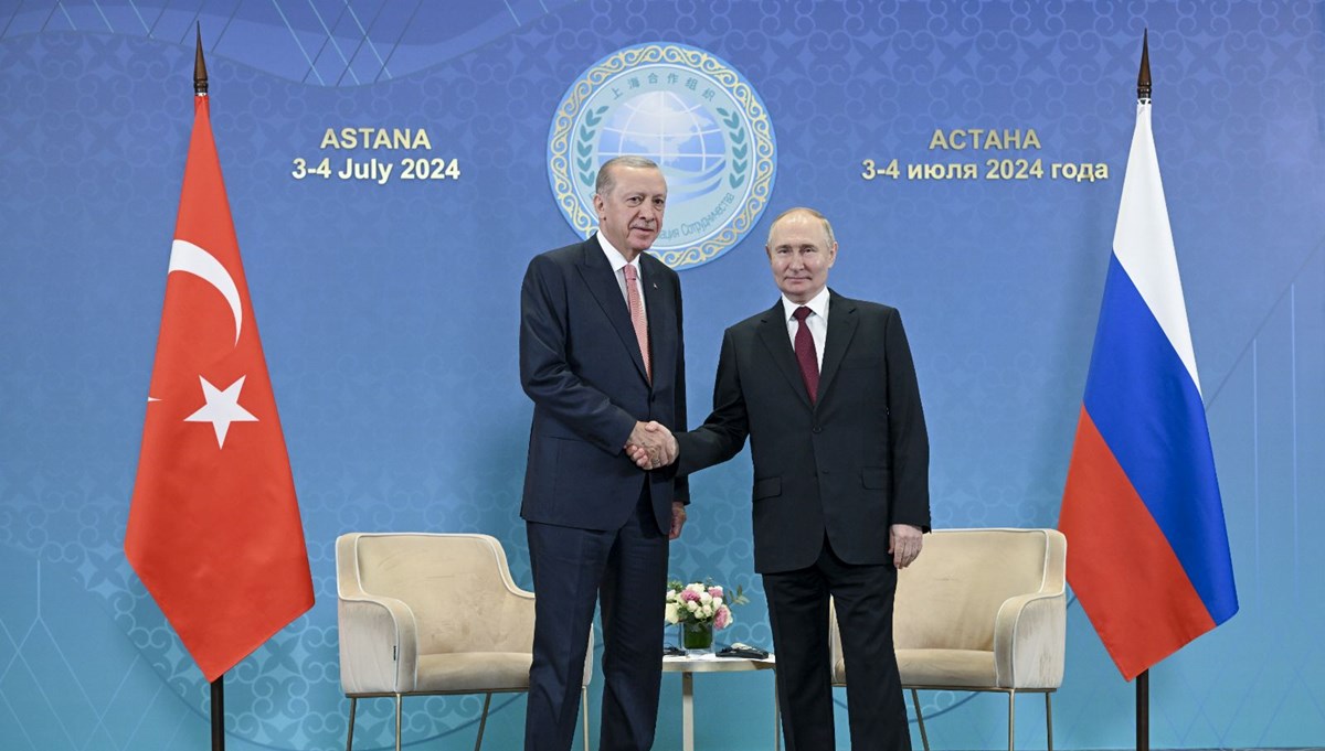Cumhurbaşkanı Erdoğan, Astana'da Rus lider Putin'le bir araya geldi | Suriye'deki gerilimi görüştüler