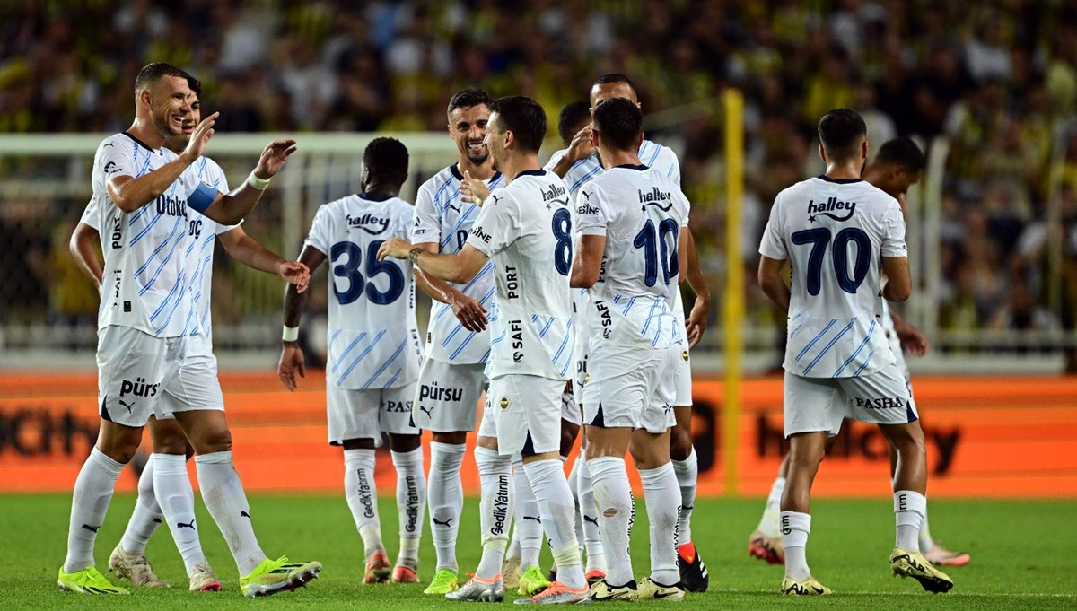 Fenerbahçe, hazırlık maçında Hull City'yi 5-1 mağlup etti