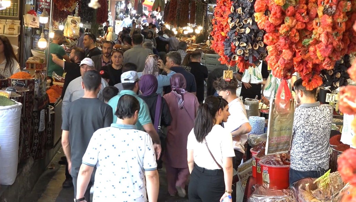 Gaziantep'te turist yoğunluğu esnafın yüzünü güldürdü