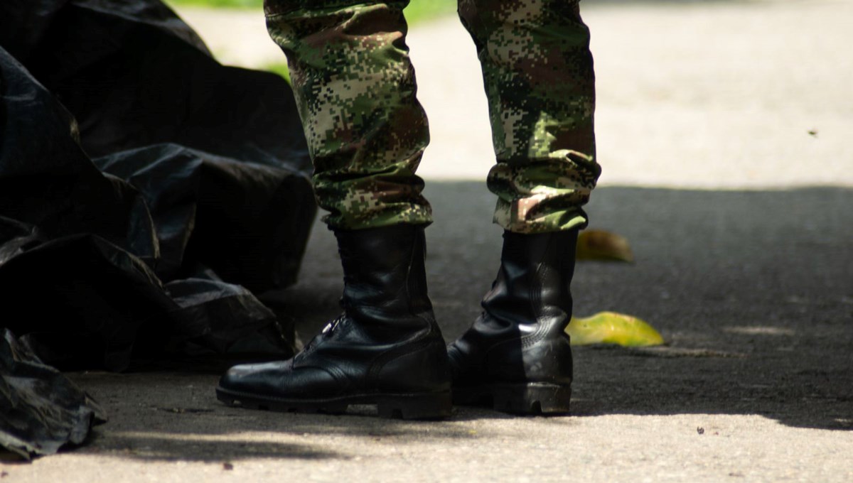 Kolombiya'da uzaktan kumandalı patlayıcı infilak ettirildi: 6 asker öldü
