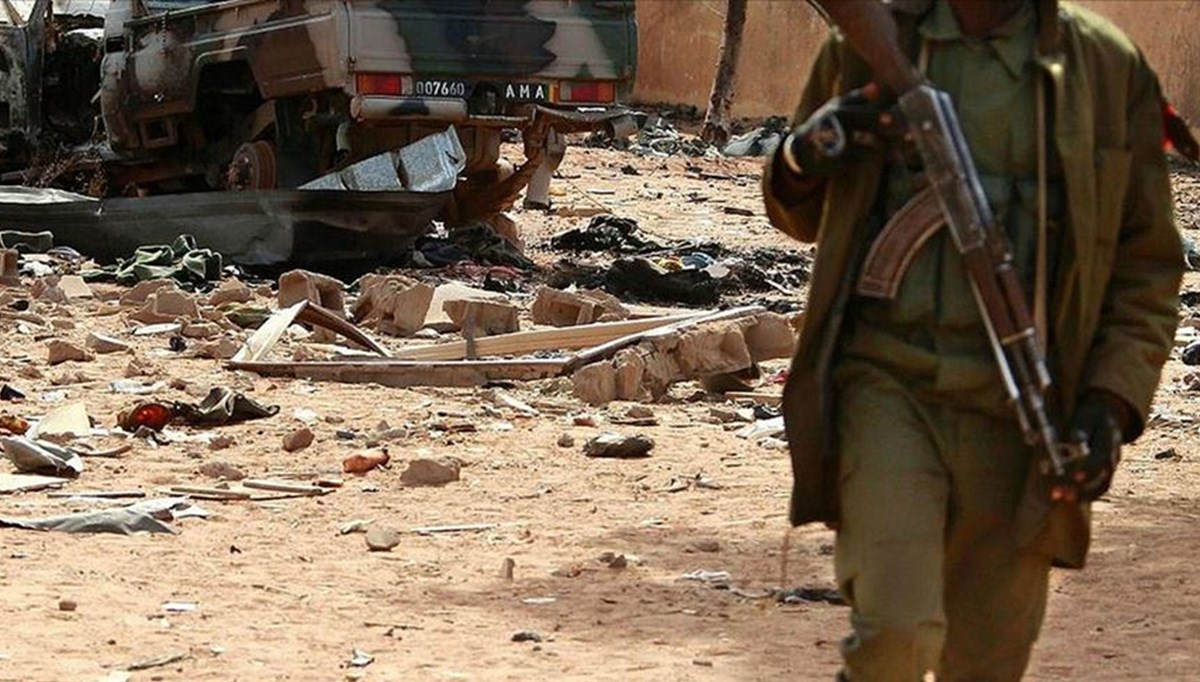 Mali'de terör saldırısı: 20 kişi öldü
