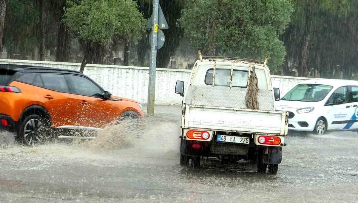 Meteoroloji'den Muğla için uyarı! Kuvvetli sağanak yağış bekleniyor