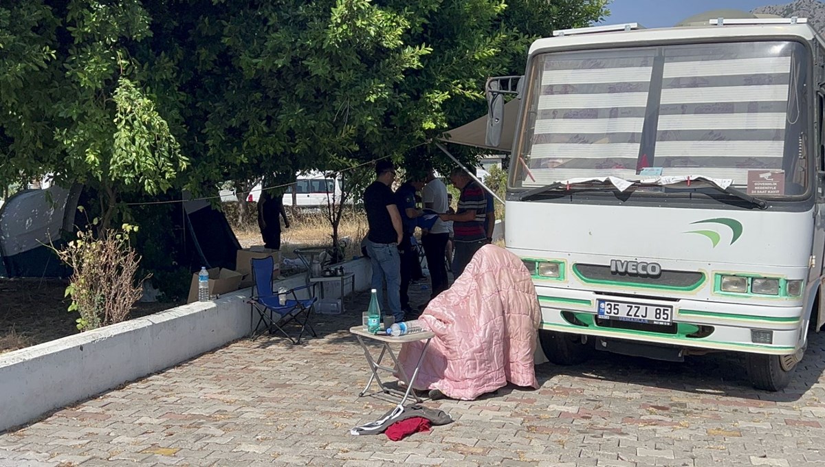 Sabah uyanınca hayatının şokunu yaşadı: Arkadaşını sandalye üzerinde ölü buldu