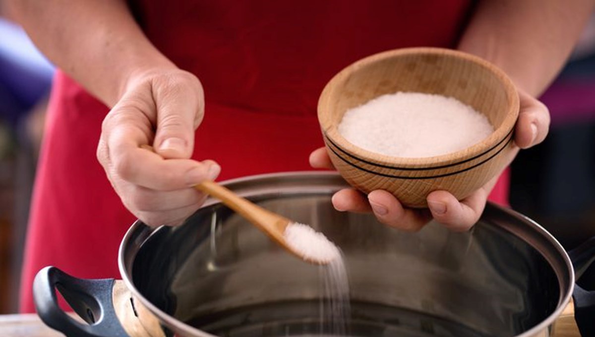 Her gün ne kadar şeker ne kadar tuz tüketmelisiniz? Doğru dengeyi bulmak için ipuçları