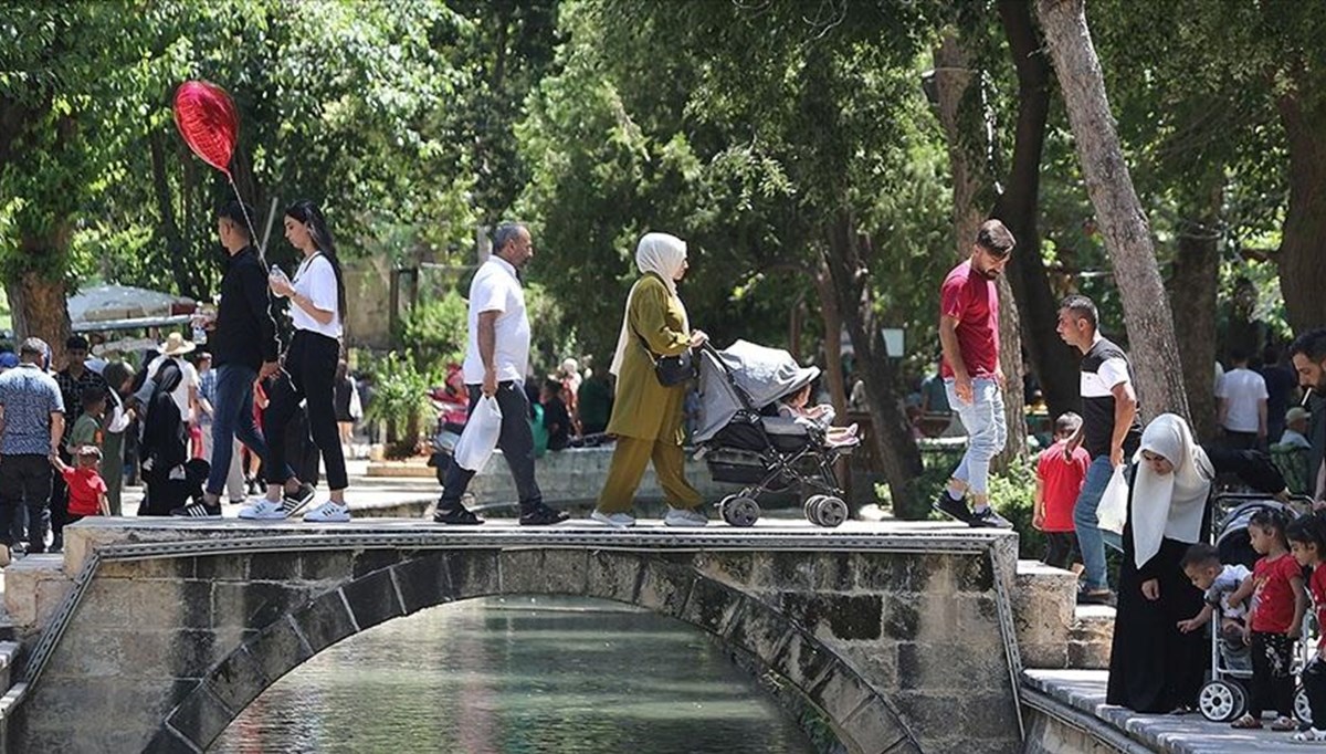 Şanlıurfa'da termometreler 48 dereceyi gösterdi